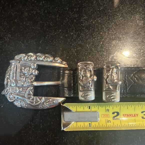 Brighton Disney Belt with Mickey, Minnie, Goofy and Donald black leather - Picture 6 of 7